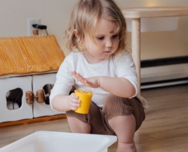 Scopri il mondo dei giochi sensoriali: attività creative e divertenti per bambini curiosi