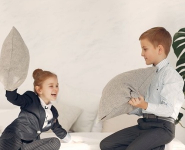 Regole che funzionano davvero: come aiutare i bambini a crescere sereni (senza urla)