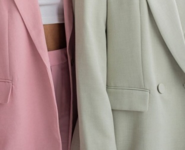 Blazer a Colori: Idee di Outfit per Dare Sprint al Tuo Look (in Ogni Stagione)
