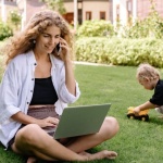 Mamma e Freelance: Strategie di Organizzazione per Lavorare Bene e Vivere Meglio