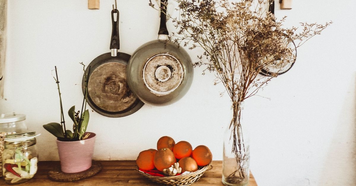 Come organizzare la cucina per mangiare sano ogni giorno: idee pratiche e veloci