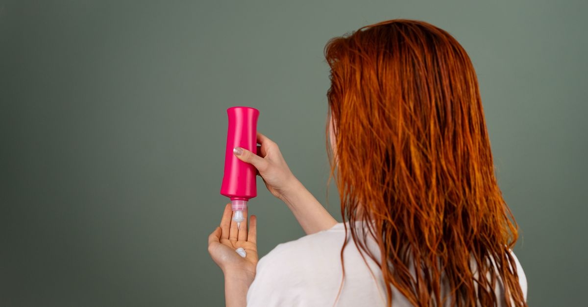 Il segreto dei capelli da salone: il trattamento pre-lavaggio che trasforma la tua chioma