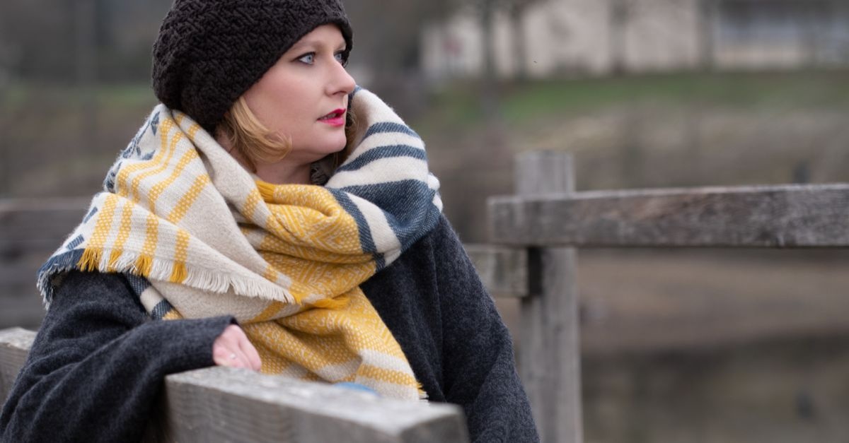 Foulard da Donna: 10 Idee di Outfit Chic per Trasformare Ogni Look