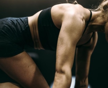 HIIT al Femminile: Guida Facile per Iniziare da Zero e Allenarti in Pochi Minuti