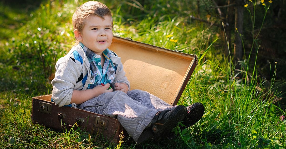 Giochi, idee e trucchi geniali per intrattenere i bambini in viaggio (senza stress)